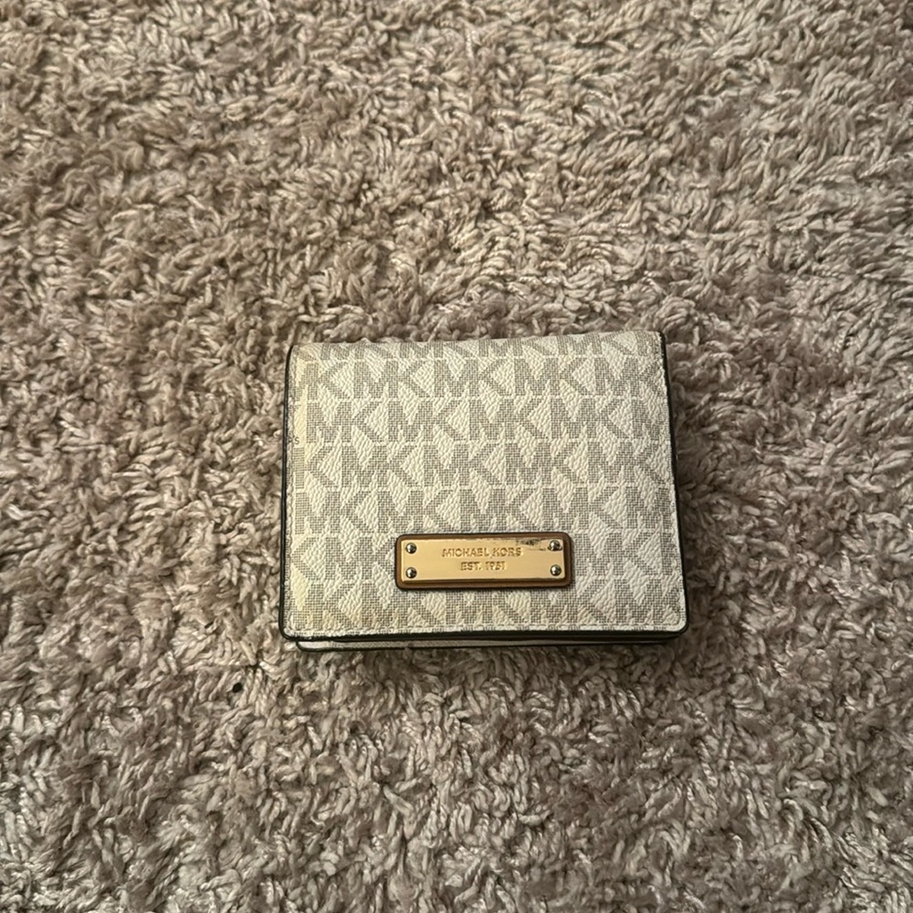 Brand new Micheal kors wallet